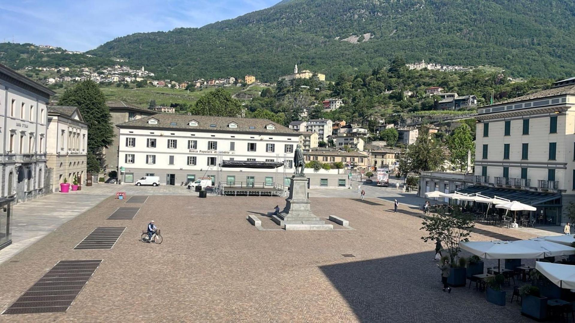 Appartamento La Baita Case Sondrio Centro - Affitti Brevi Italia ภายนอก รูปภาพ